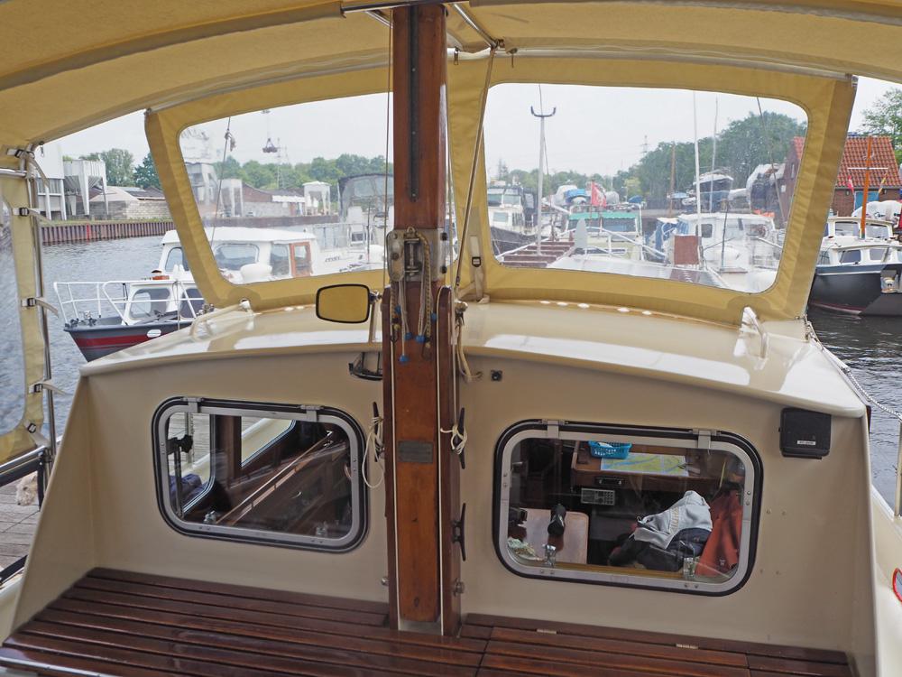 picture Deck equipment